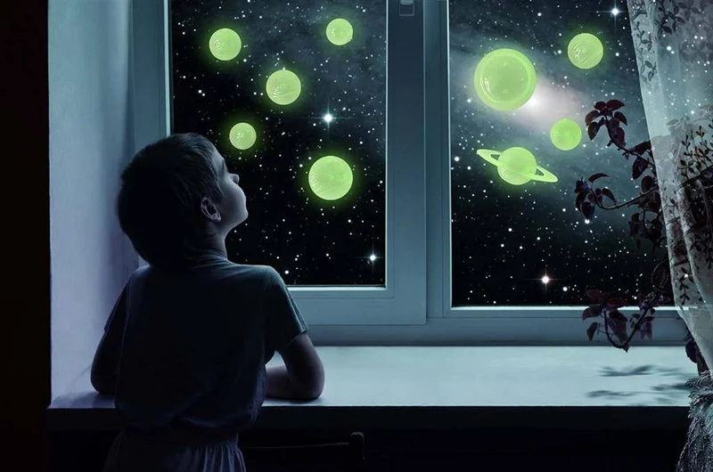 Sistema Solar 3D Brillante en la Oscuridad · 4M