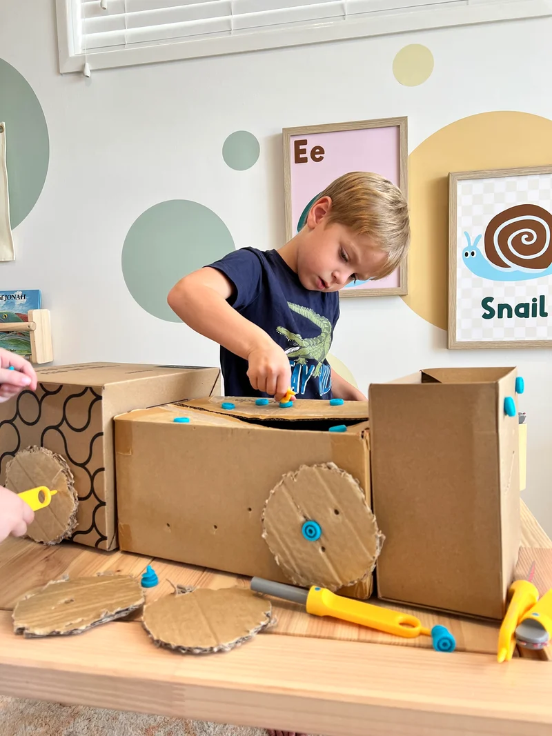 Create Kit 260 piezas Makedo