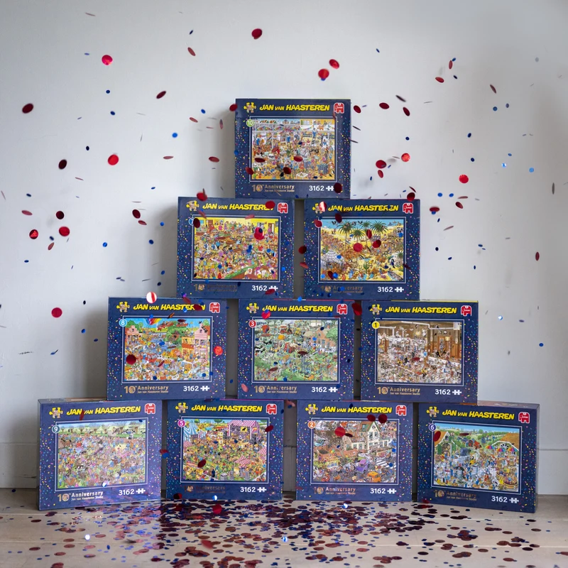 Jan van Haasteren - 10 Years Jan van Haasteren - XXXL Puzzle (30.200 pieces)