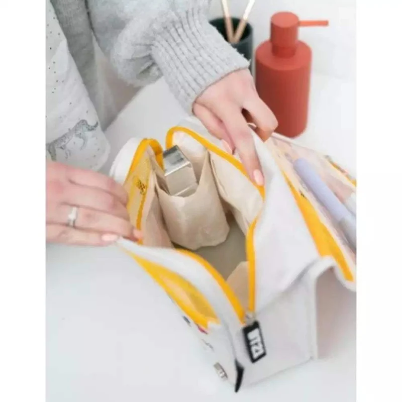 Neceser Colgante de Viaje BT21