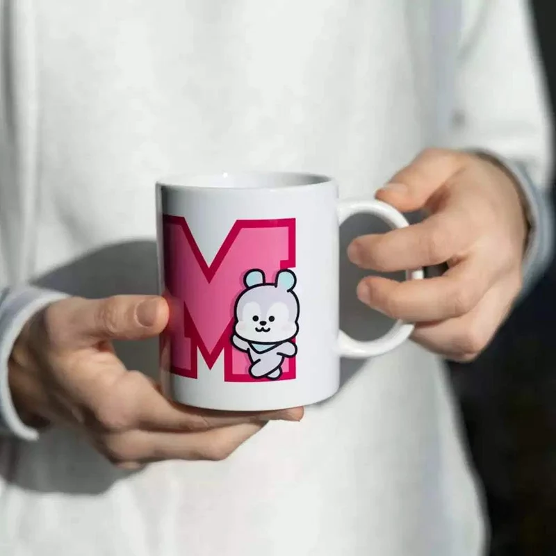Taza BT21 New Mang Rosa 330m