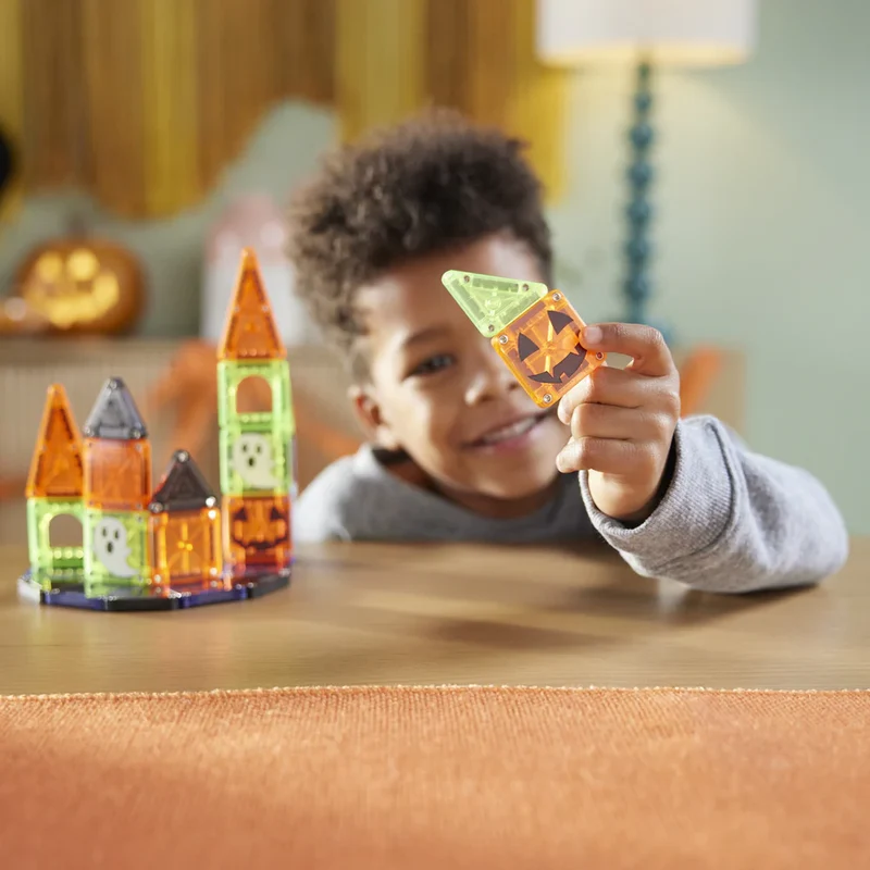 Magna T Travel Spooky 24 piezas