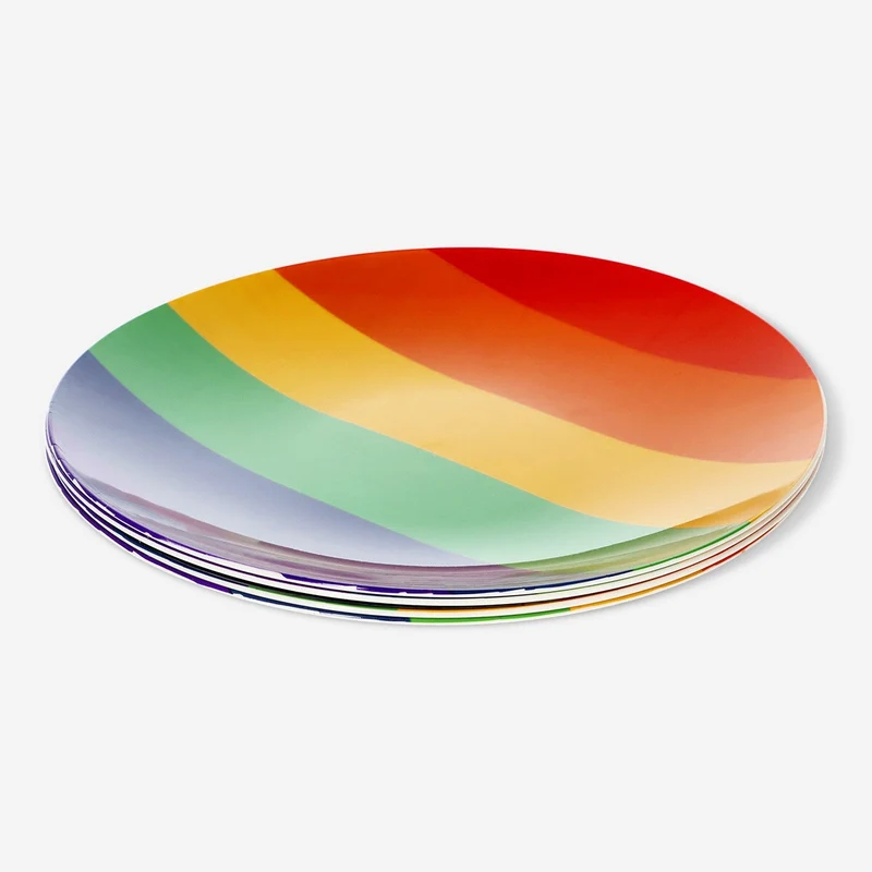 Plastic plates. 4 pcs