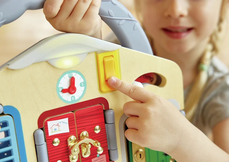 Tablero de juego Bloquea y aprende · Hape