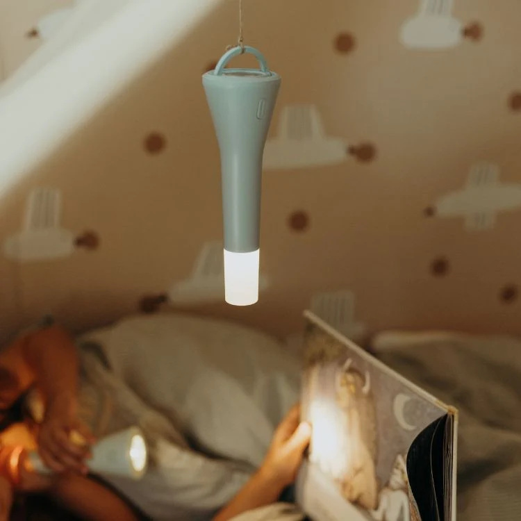 Flashlight (varios colores) Linterna · Kidywolf