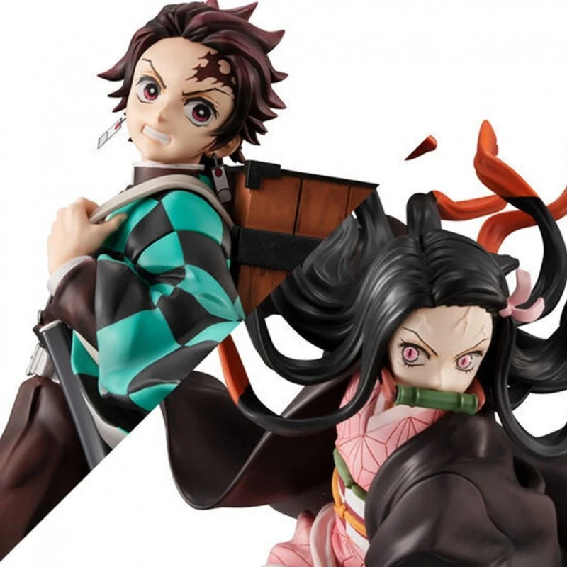 Figura Tanjiro Kamado y Nezuko - Demon Slayer Serie Gem 17cm