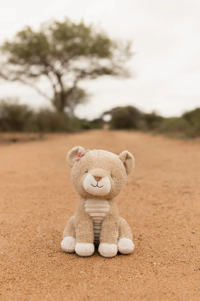 Leona 17 cm Safari Friends · Little Dutch