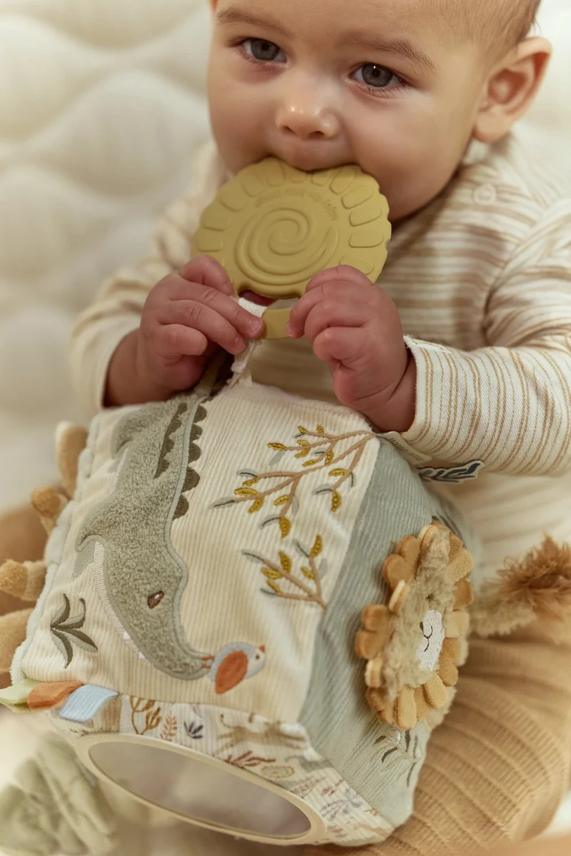 Cubo Blandito de Actividades Safari Friends · Little Dutch