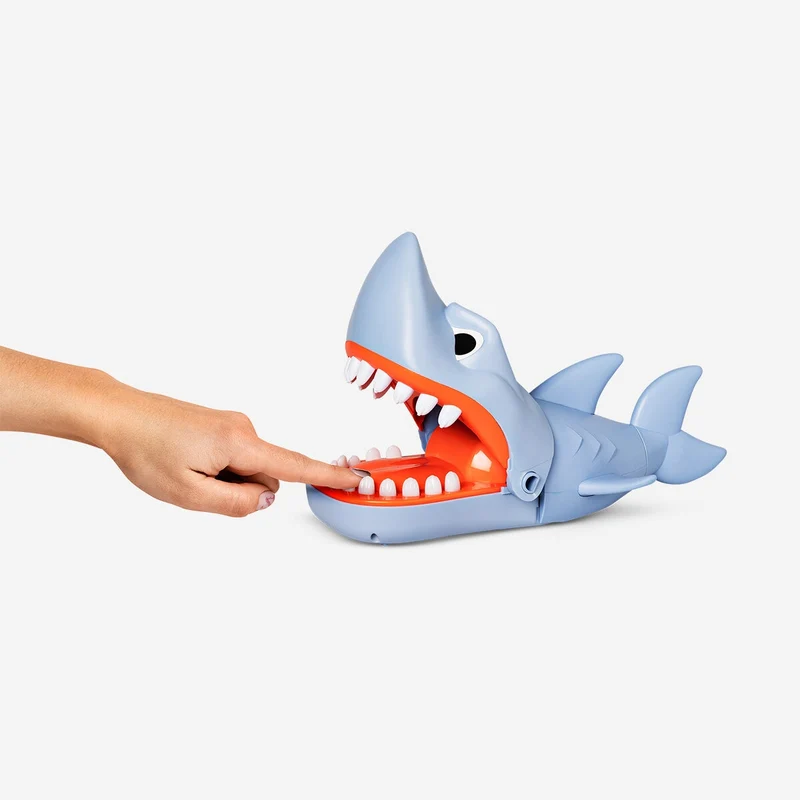Biting shark game
