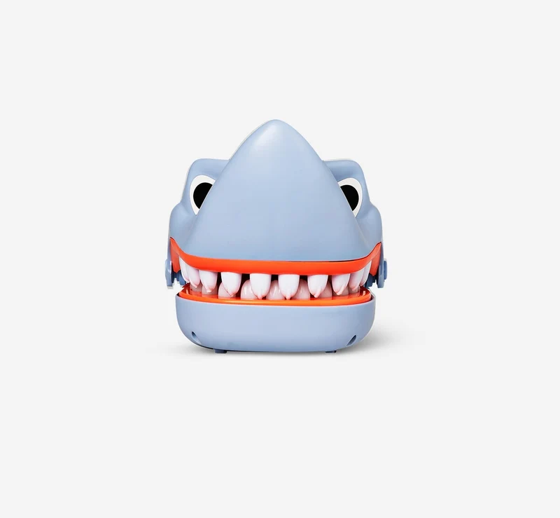 Biting shark game