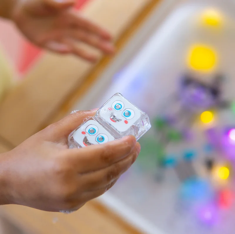 GloPals Cubos luz para el baño BLAIR Multicolor