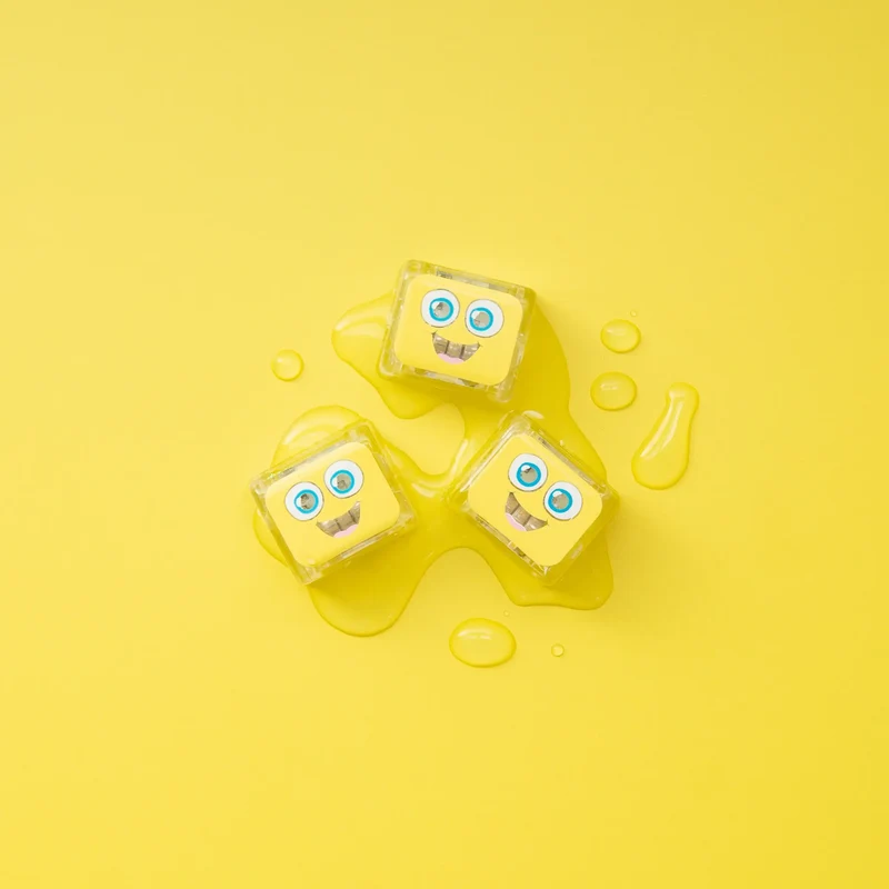 GloPals Cubos luz para el baño BLAIR Amarillo