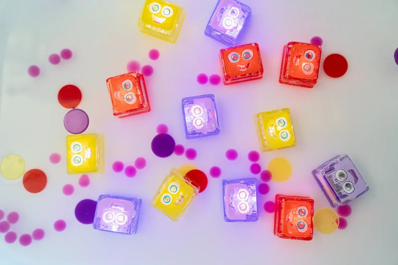 GloPals Cubos luz para el baño BLAIR Amarillo