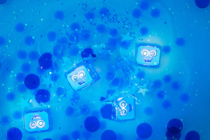 GloPals Cubos luz para el baño BLAIR Azul