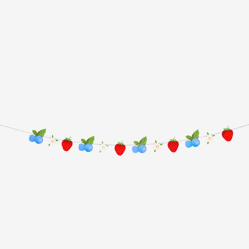 Strawberry paper garland - 300 cm