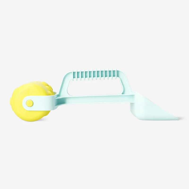 Beach toy shovel