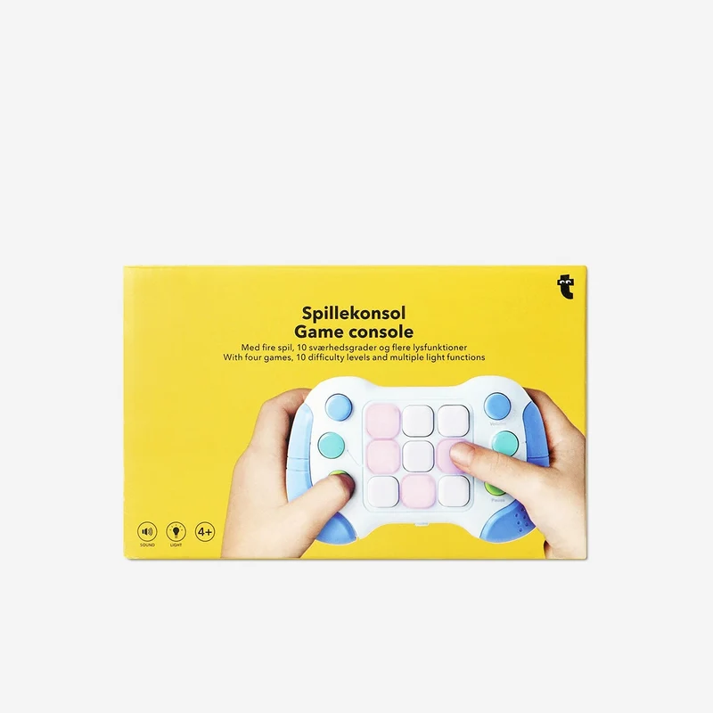 Game console with four games