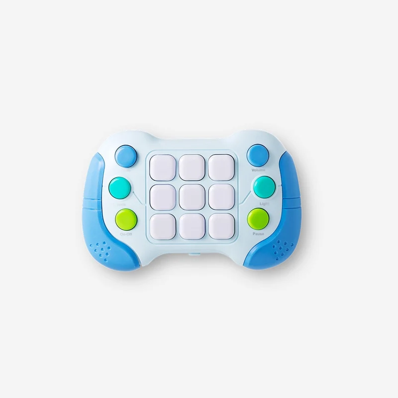 Game console with four games