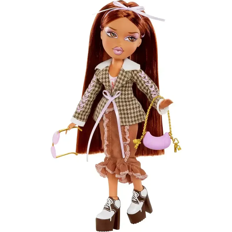 Bratz Stylin´ Yasmin Fashion Doll con camiseta personalizable