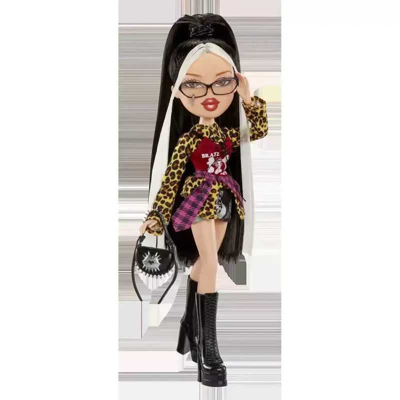 Bratz Stylin’ Jade – Muñeca con camiseta XL personalizable