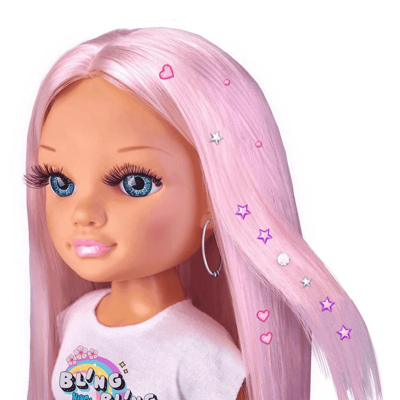 Nancy un día de look brillante Muñeca