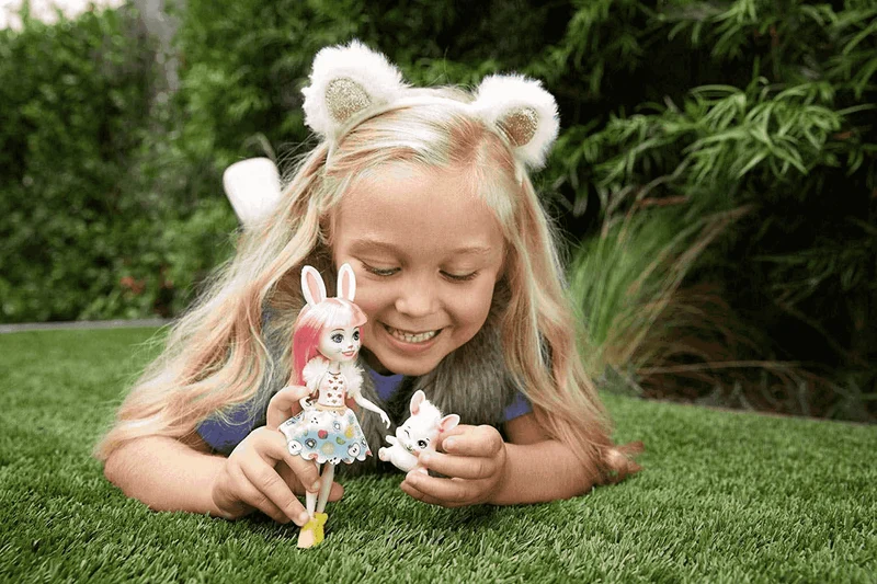 Enchantimals Muñeca Bree Bunny con Mascota 4 años