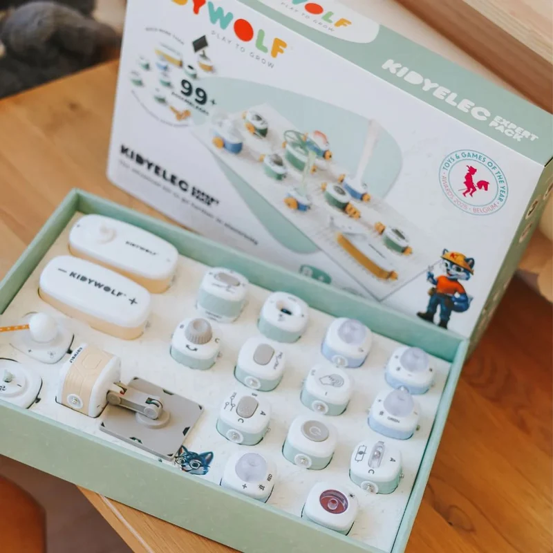 Mi primer Kit eléctrico avanzado 18 piezas · Kidywolf