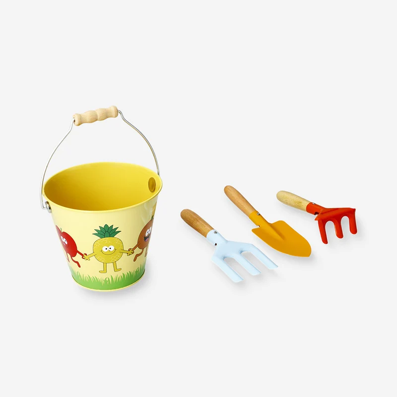 Metal gardening tools in bucket