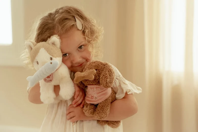 Perrito Peluche Jackie con bolsa · Little Dutch