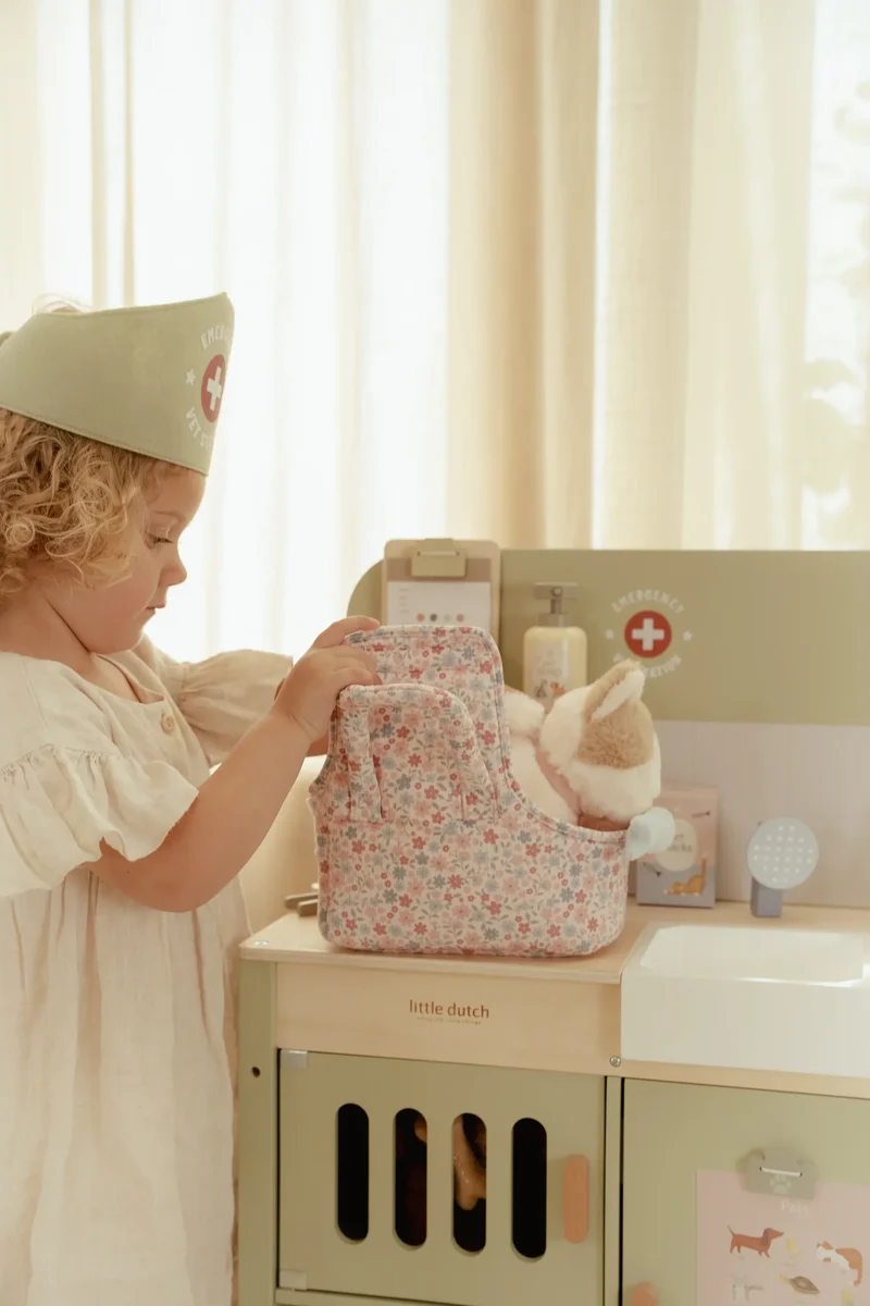 Veterinario FSC · Little Dutch