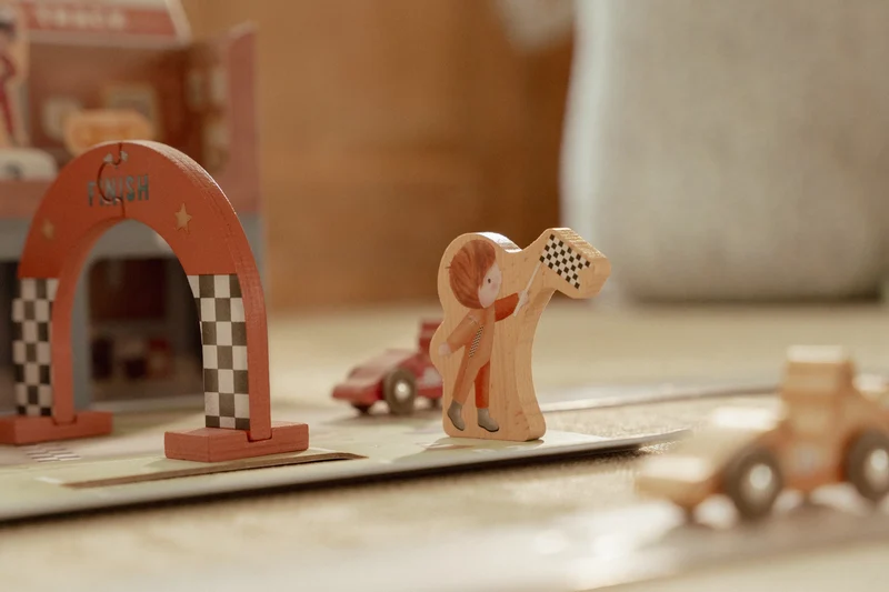 Caja de juego con Pista de Carreras · Little Dutch