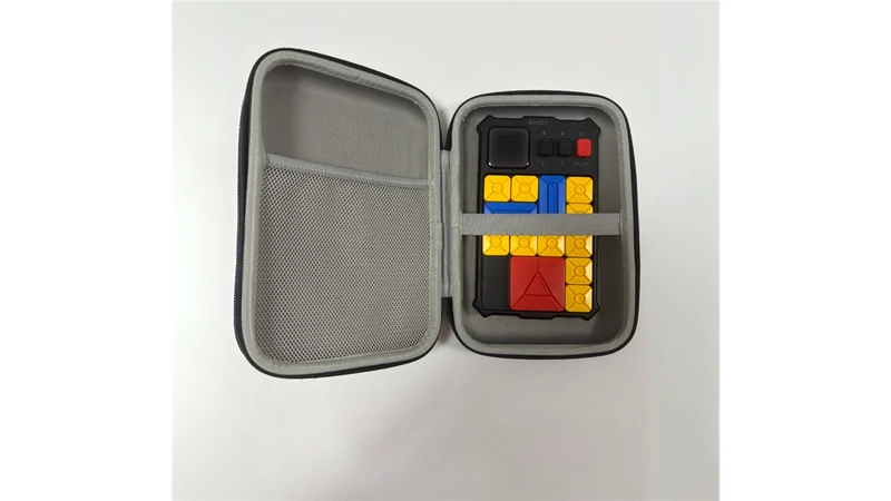 Funda rígida · Giiker