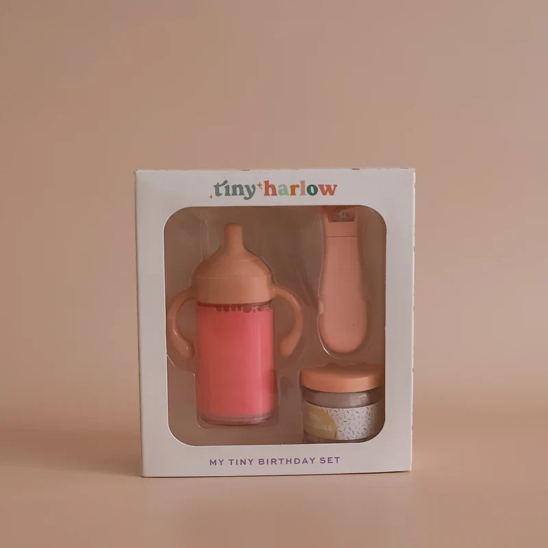 Pack cumpleaños Biberón Mágico y Potito con cuchara para muñecos · Tiny Harlow