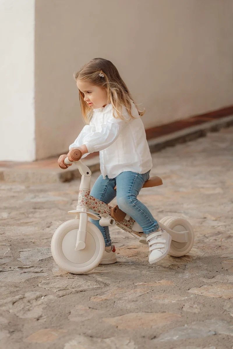 Triciclo con barra Blanco Flores · Little Dutch