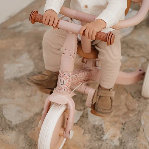 Triciclo con barra Rosa Flores · Little Dutch