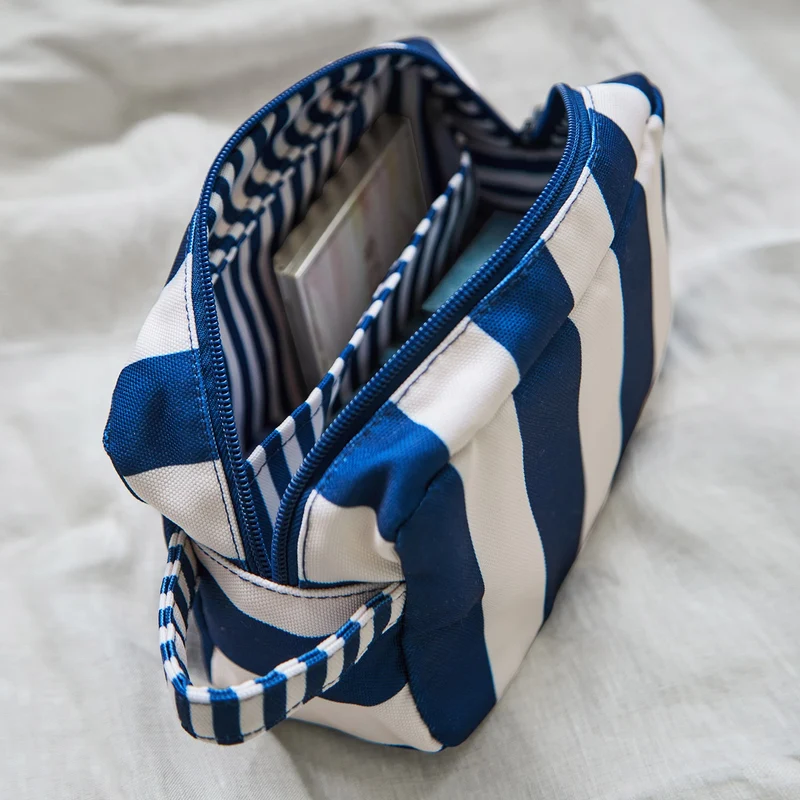 Neceser Navy · Dock & Bay