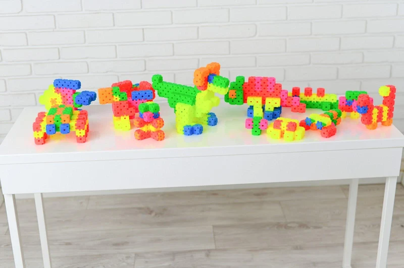 Bloques Meli · Basic Edu 1200 piezas Neon