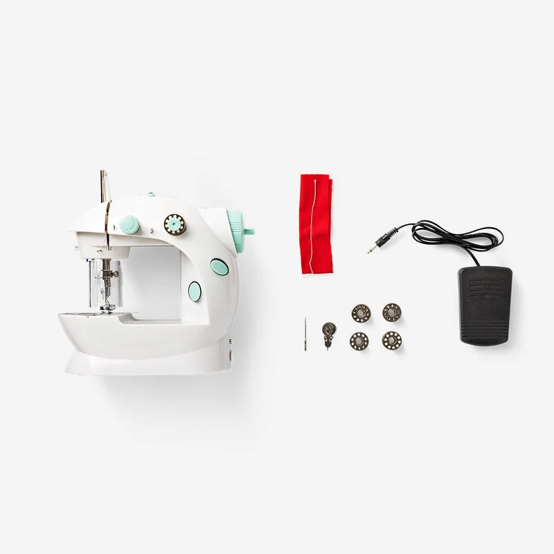 Play sewing machine