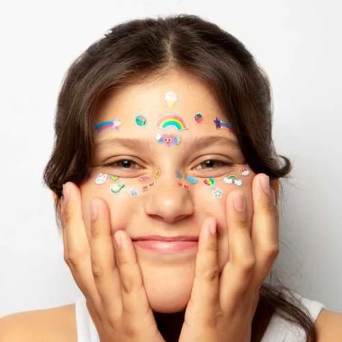 Pegatinas de cara Kawai · OMY