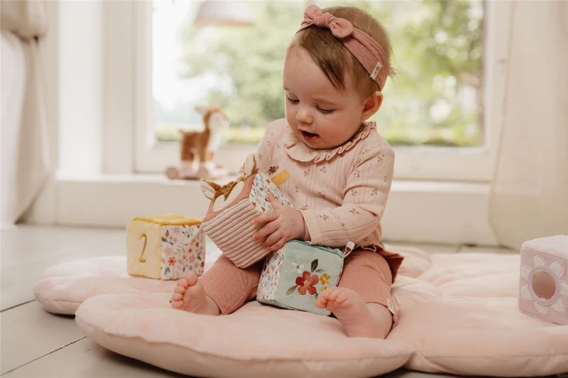Cubos Blanditos Apilables Fairy Garden · Little Dutch