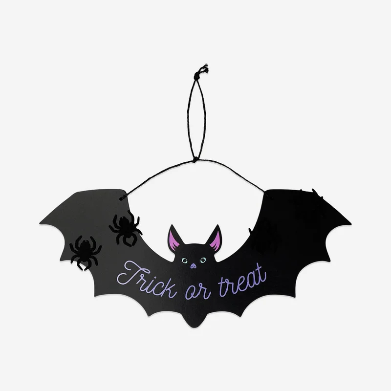 Trick or treat bat door sign