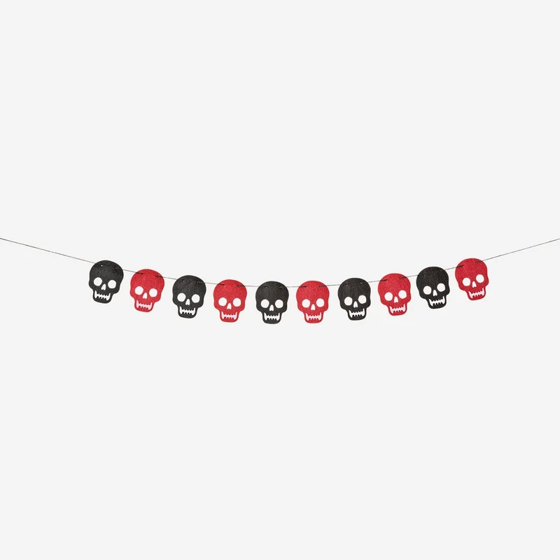 Felt skull garland - 200 cm