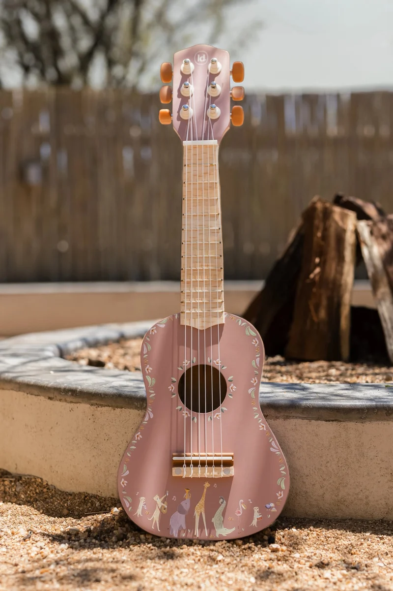 Guitarra de madera rosa FSC Safari Friends · Little Dutch