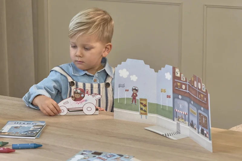 Maleta de creatividad Jim Vehículos · Little Dutch