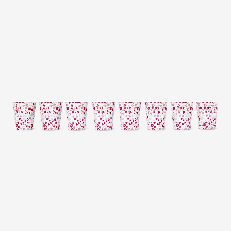 Disposable cups. 8 pcs
