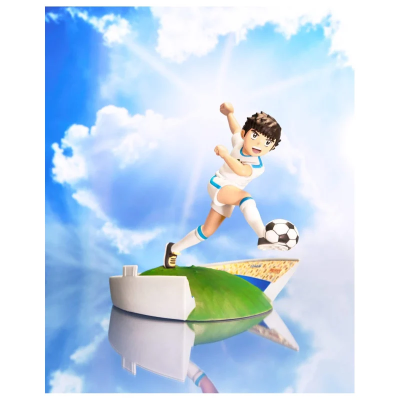 Figura Oliver Atom - Oliver y Benji 16cm