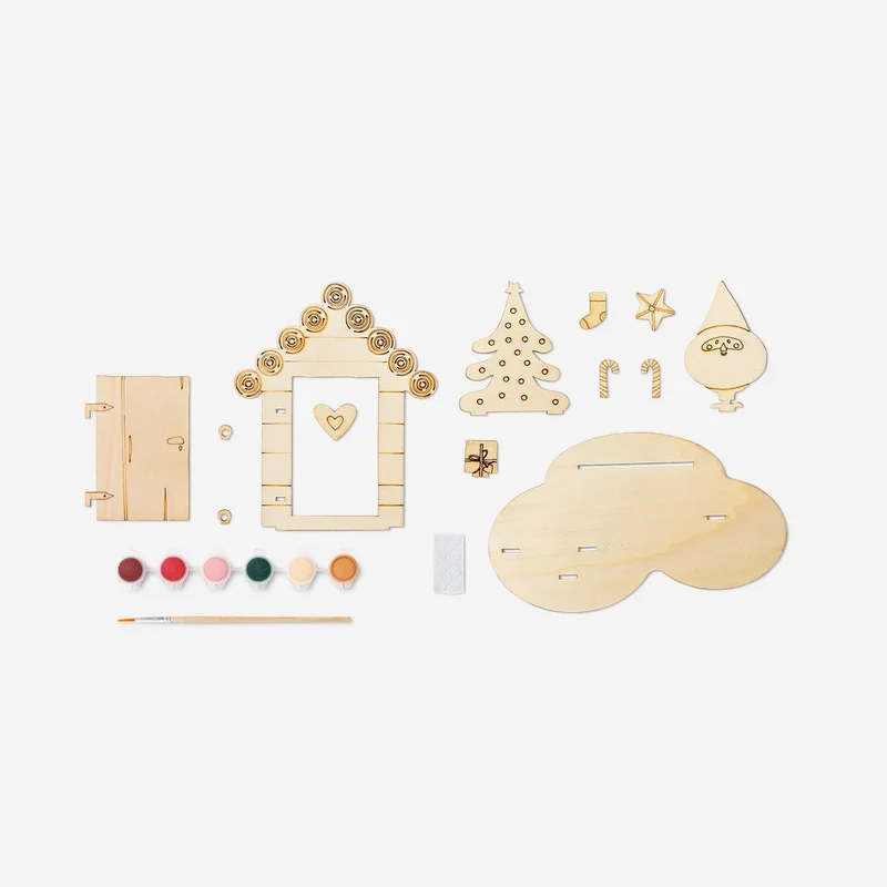 Paint-your-own Christmas decoration