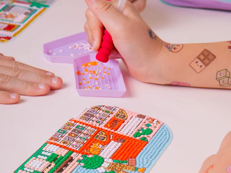 Petit Diamond Kids - Decora tu estuche Day in Tokyo