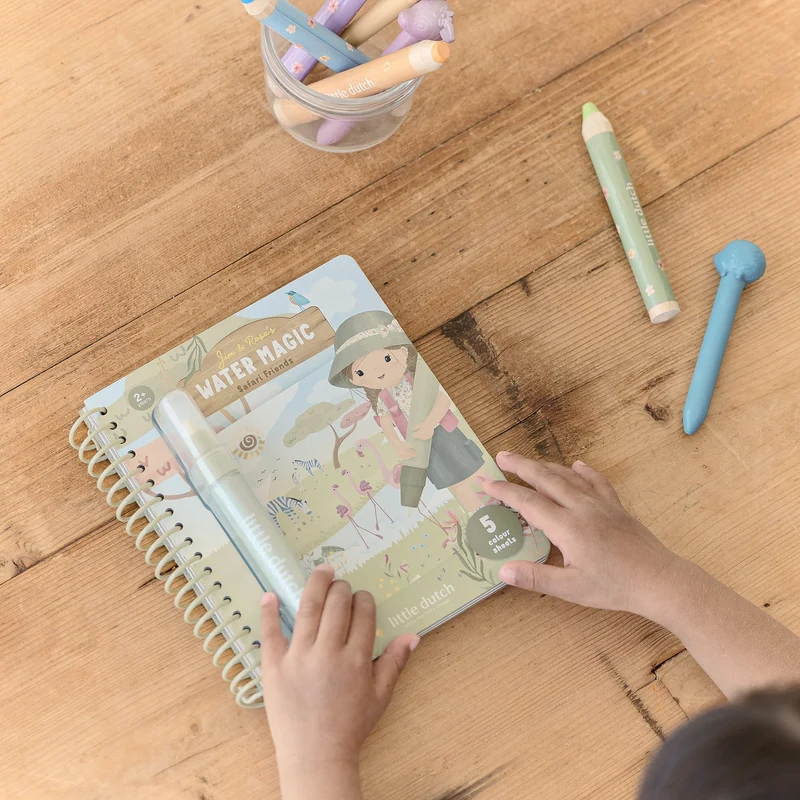 Libro Mágico al agua Safari Rosa · Little Dutch