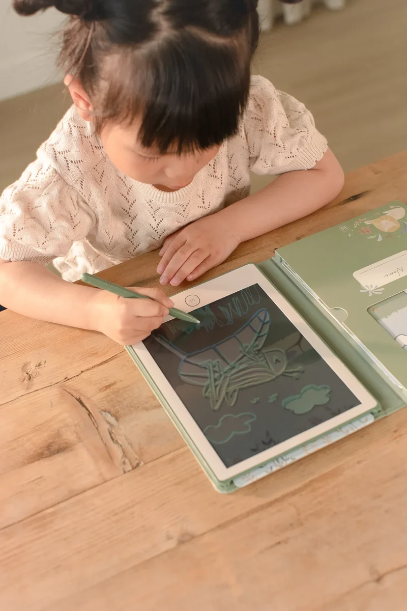 Tablet de dibujo Verde Safari Friends · Little Dutch
